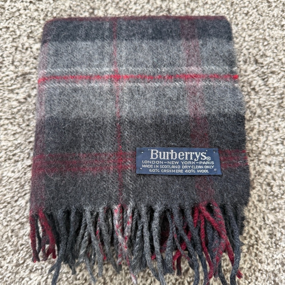Burberrys Cashmere Wool Blend Gray Red Plaid Scarf VTG Made in Scotland 58x12